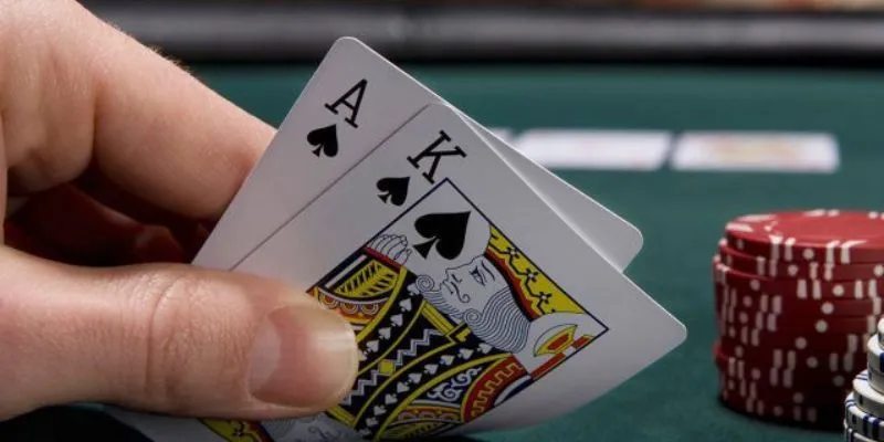Tìm hiểu về Bluff trong Poker